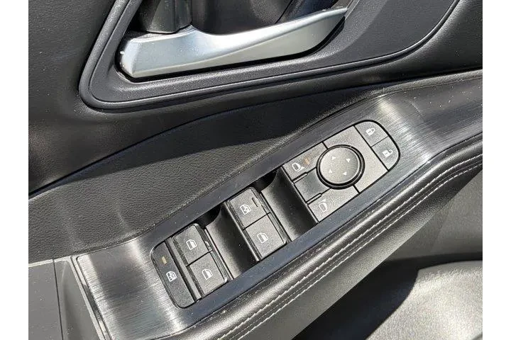 $23700 : Nissan Rogue 2024 SV 4dr Cro image 9