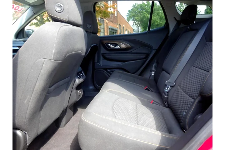 $12900 : 2020 GMC Terrain FWD 4dr SLE image 8