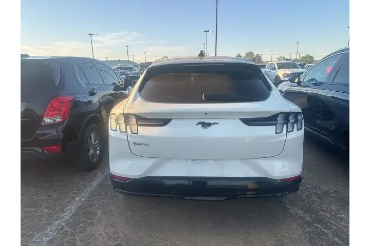 $26496 : Ford Mustang Mach-E 2022 Pre image 4