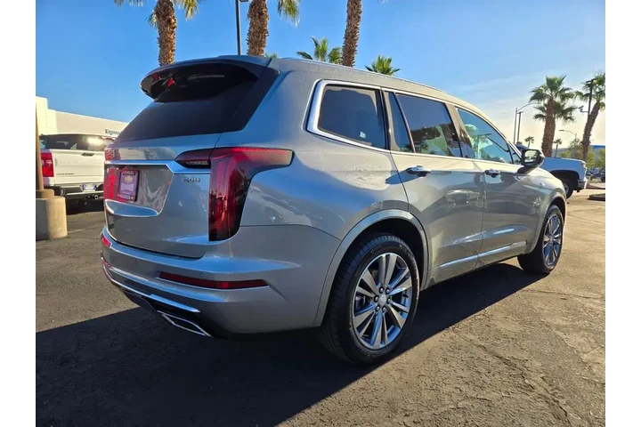 $39643 : Cadillac XT6 2025 Premium Lu image 6