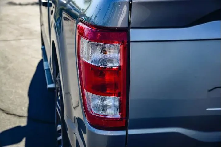 $34499 : Ford F-150 2023 4x2 XL 4dr S image 7