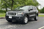 2012 Grand Cherokee Laredo thumbnail