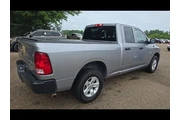 $25460 : Ram 1500 Classic 2023 4x4 Tr thumbnail