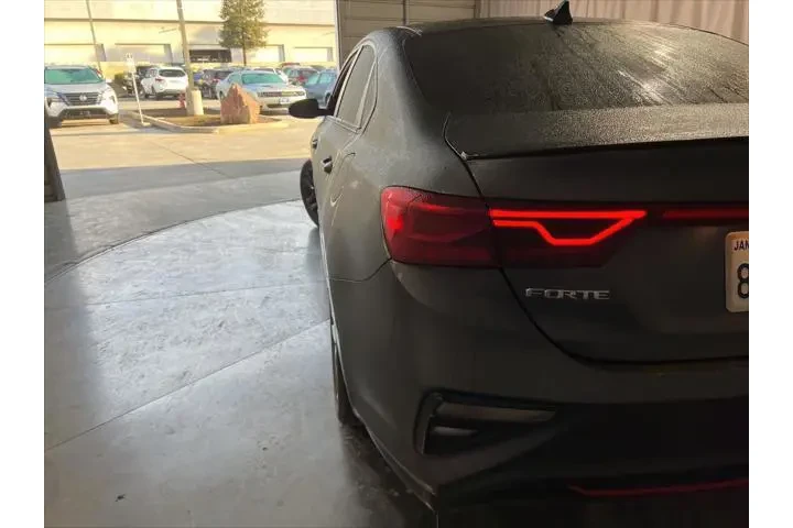 $17999 : Kia Forte 2021 GT-Line 4dr S image 10