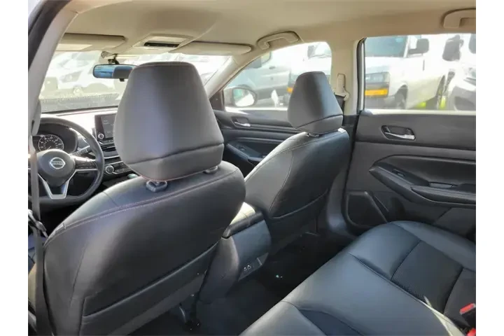 $14991 : Nissan Altima 2020 2.5 SR 4d image 10