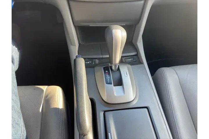 $6911 : Honda Accord 2012 EX-L V6 4d image 10