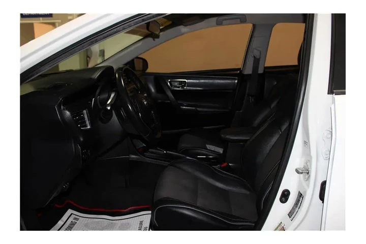 $13149 : Corolla 2015 image 9