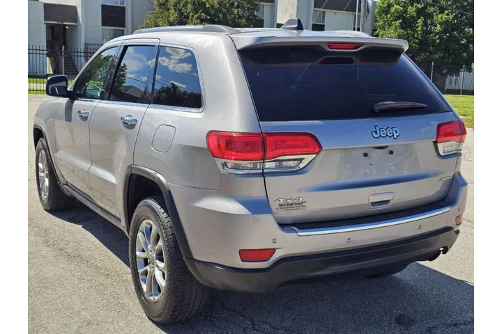 $12000 : 2015 Grand Cherokee Limited image 8