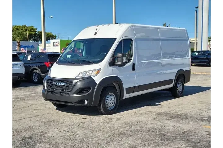 $34990 : Ram ProMaster 2025 Tradesman image 2