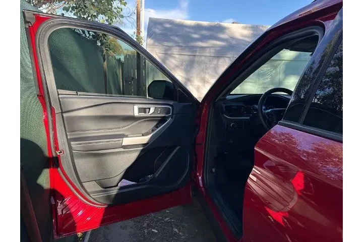 $32842 : Ford Explorer 2024 XLT 4dr S image 6