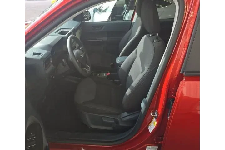 $27000 : Ford Maverick 2024 AWD XL 4d image 6