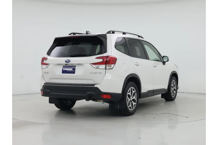 $28998 : Subaru Forester 2024 AWD Pre image 8