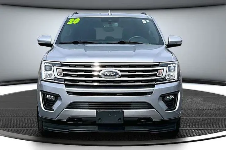 $32000 : Ford Expedition 2020 4x4 XLT image 2
