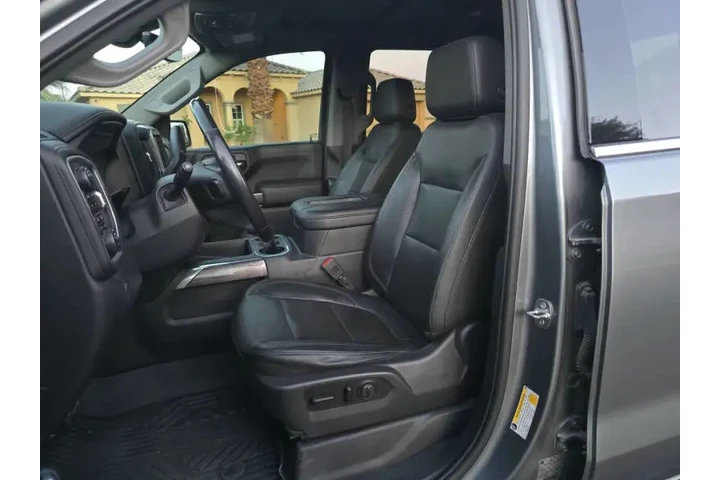 $27999 : 2020 Silverado 1500 image 10