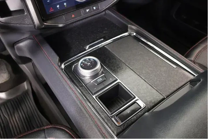 $39820 : Ford Expedition 2022 4x2 Lim image 8