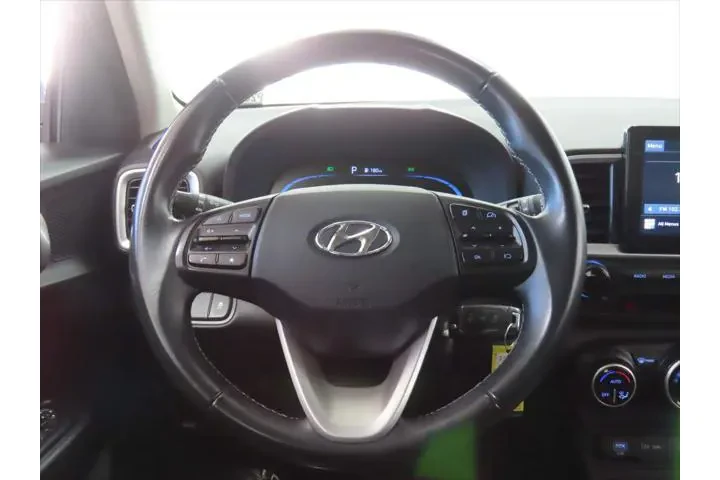 $16809 : Hyundai VENUE 2023 SEL 4dr C image 8