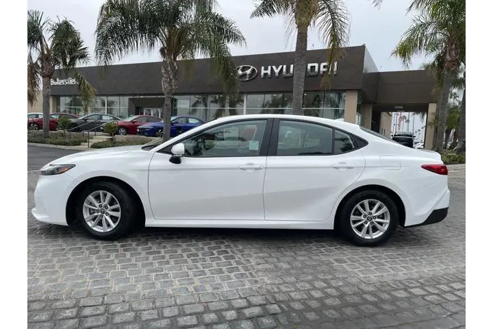 $24990 : Toyota Camry 2025 LE 4dr Sed image 6