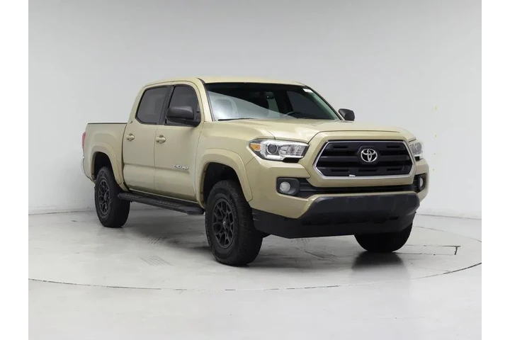 $23998 : Toyota Tacoma 2017 4x4 SR5 V image 1