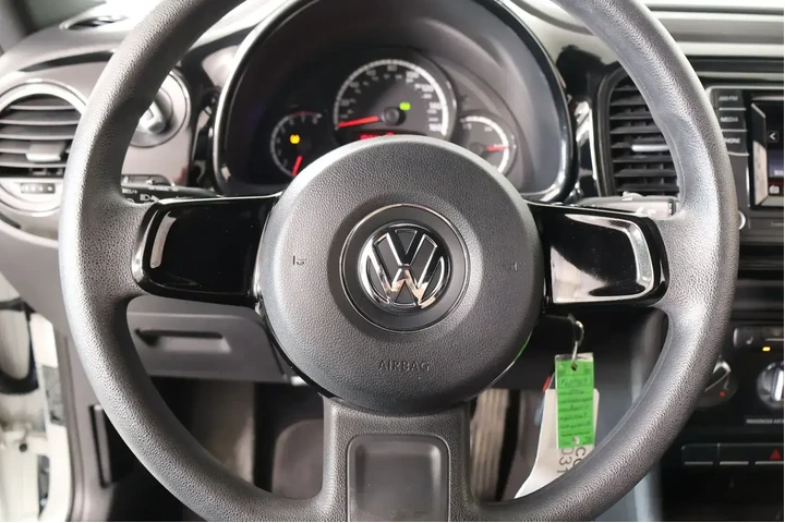 $12979 : Volkswagen Beetle 2016 1.8T image 3