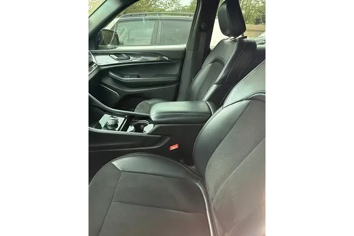 $29817 : Jeep Grand Cherokee L 2022 4 image 8