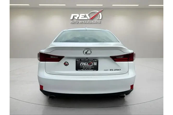$19191 : 2015 LEXUS IS 250 SEDAN 4D201 image 4