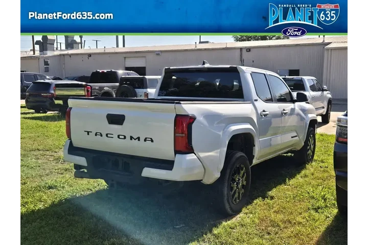 $35213 : Toyota Tacoma 2025 4x2 SR5 4 image 4
