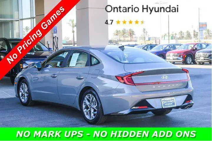 $20551 : Hyundai SONATA 2023 SEL 4dr image 6