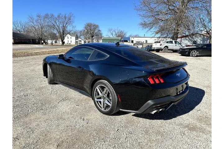 $29595 : Ford Mustang 2024 EcoBoost P image 7