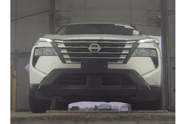 $22493 : Nissan Rogue 2024 AWD SV 4dr image 3