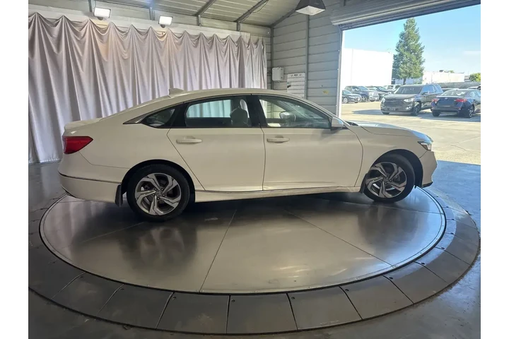 $15799 : Honda Accord 2018 EX 4dr Sed image 6