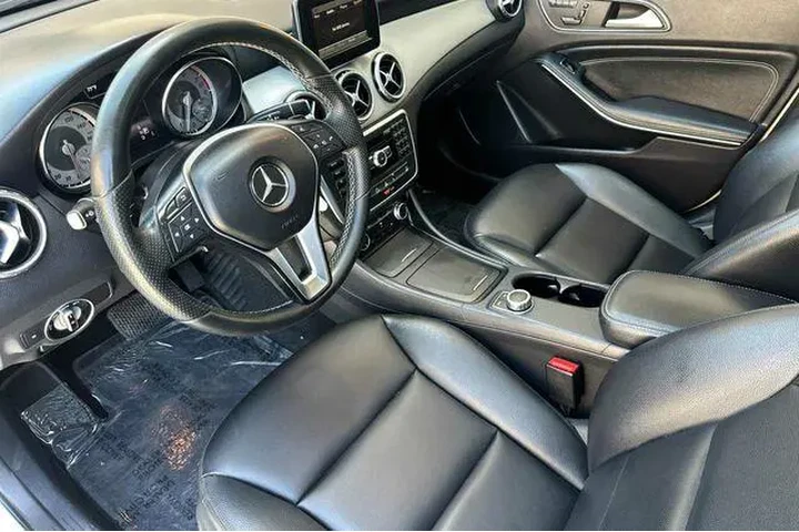 $14735 : Mercedes-Benz GLA 2015 AWD G image 10