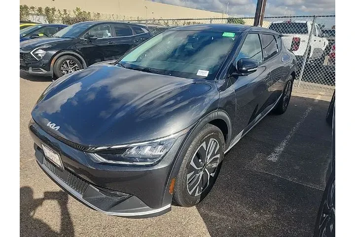 $26991 : Kia EV6 2024 Wind 4dr Crosso image 3