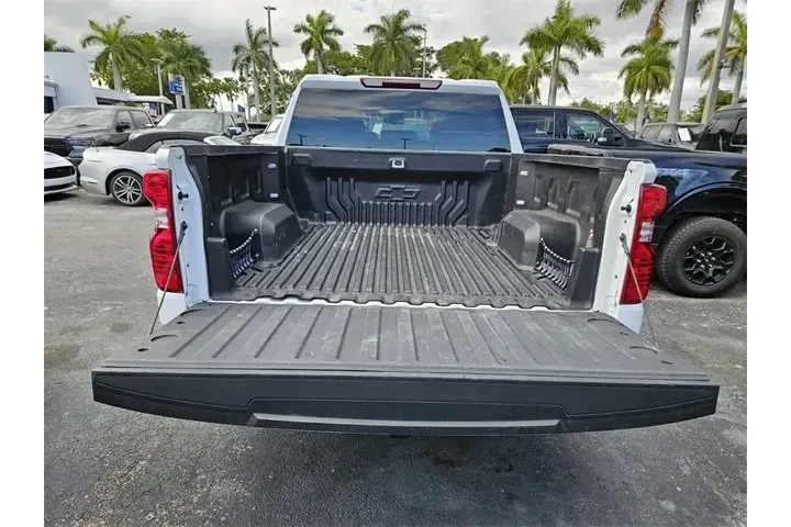 $32990 : Chevrolet Silverado 1500 202 image 8