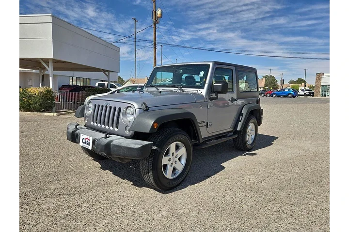 $15995 : Jeep Wrangler 2016 4x4 Sport image 6