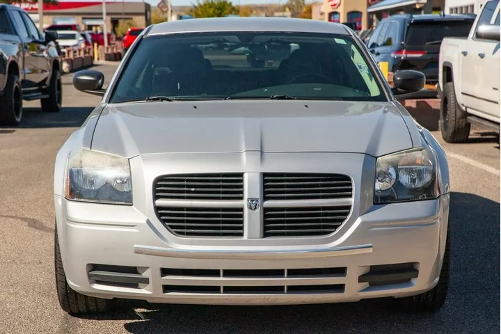 $12499 : 2005 Magnum SE image 3