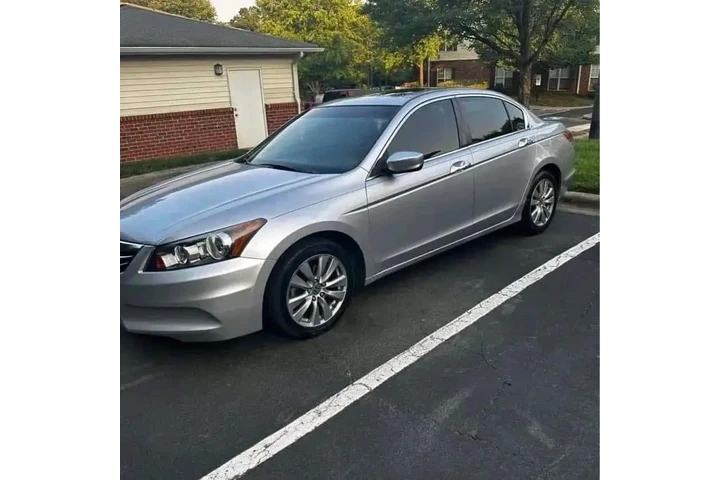$1500 : Honda Accord image 7