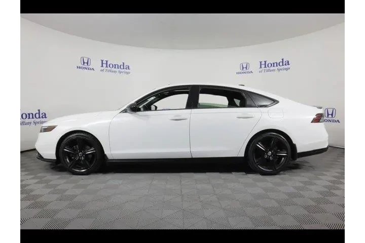 $28875 : Honda Accord Hybrid 2023 Spo image 4