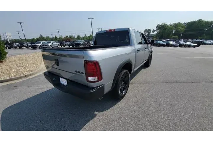 $32000 : Ram 1500 Classic 2024 4x4 SL image 5