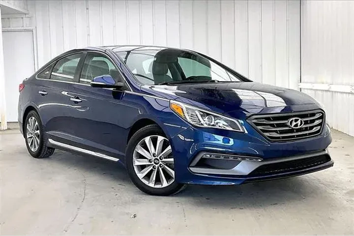 $8490 : Hyundai SONATA 2015 Sport 4d image 1