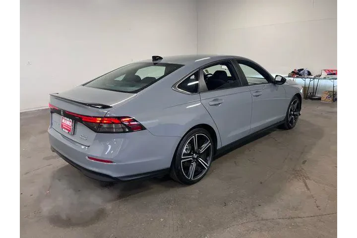 $28946 : Honda Accord Hybrid 2024 Spo image 5