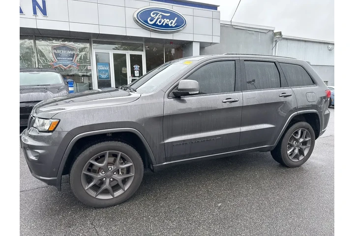$24500 : Jeep Grand Cherokee 2021 4x4 image 1