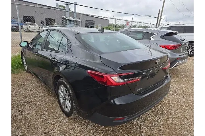 $27216 : Toyota Camry 2025 LE 4dr Sed image 2