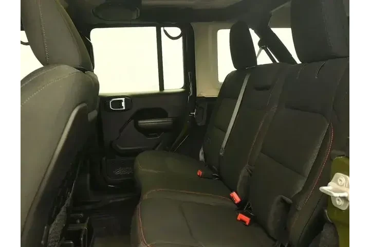 $35748 : Jeep Wrangler Unlimited 2021 image 10