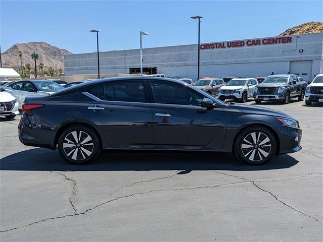 $20950 : 2022 Altima 2.5 SV image 5