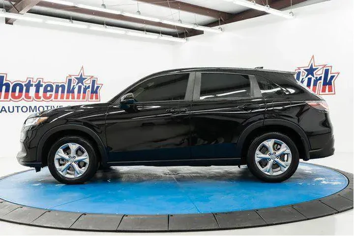 $25684 : Honda HR-V 2024 AWD LX 4dr C image 5