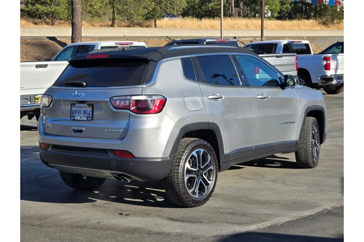 $19993 : Jeep Compass 2022 4x4 Limite image 4
