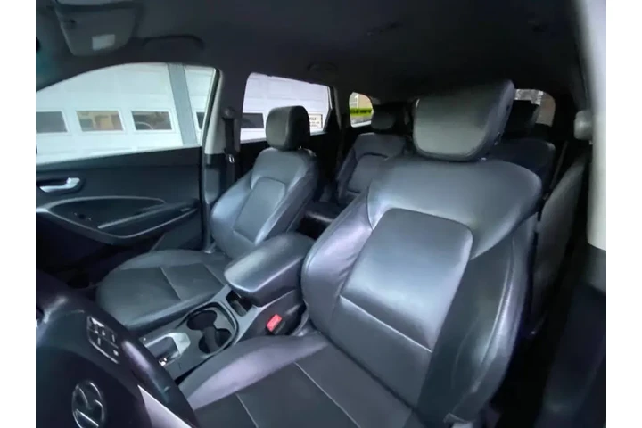 2015 SANTA FE Limited image 5