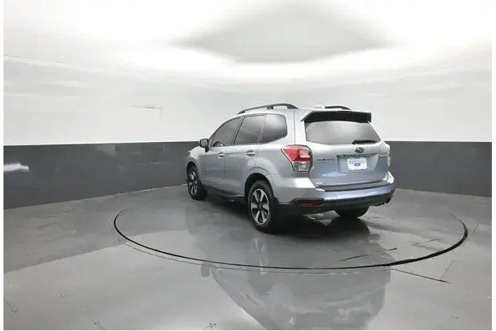 $18839 : Subaru Forester 2018 AWD 2.5 image 3