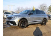 $26877 : Volkswagen Tiguan 2024 SE R- thumbnail