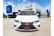 $18035 : Lexus ES 350 2016 4dr Sedan thumbnail